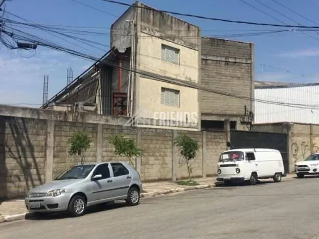 Galpão / Barracão com 2200m², à venda, no bairro Cidade Industrial Satélite de São Paulo em Guarulhos