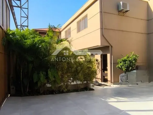 Galpão / Barracão com 1000m², à venda, no bairro Vila São João em Guarulhos