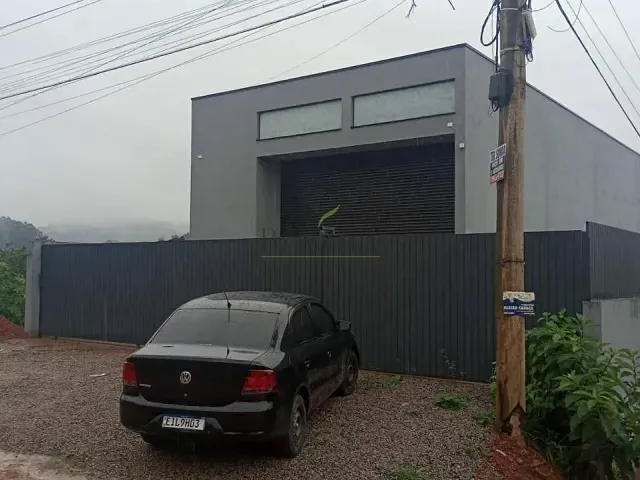 Galpão / Barracão com 700m², à venda, no bairro Parque Fernão Dias em Atibaia