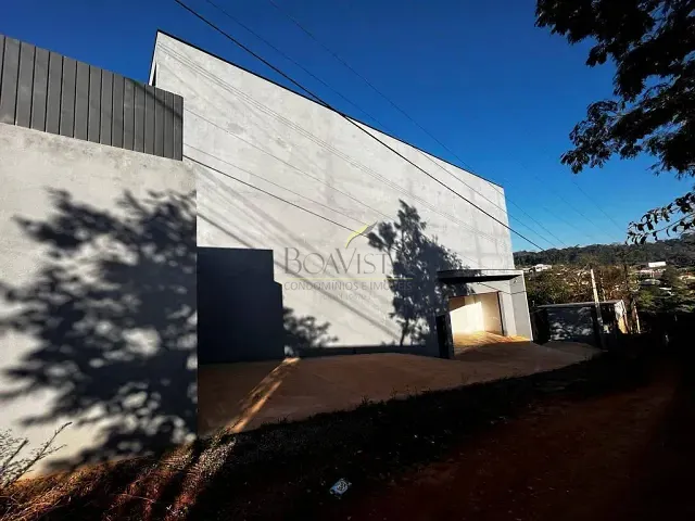 Galpão / Barracão com 700m², à venda, no bairro Parque Fernão Dias em Atibaia