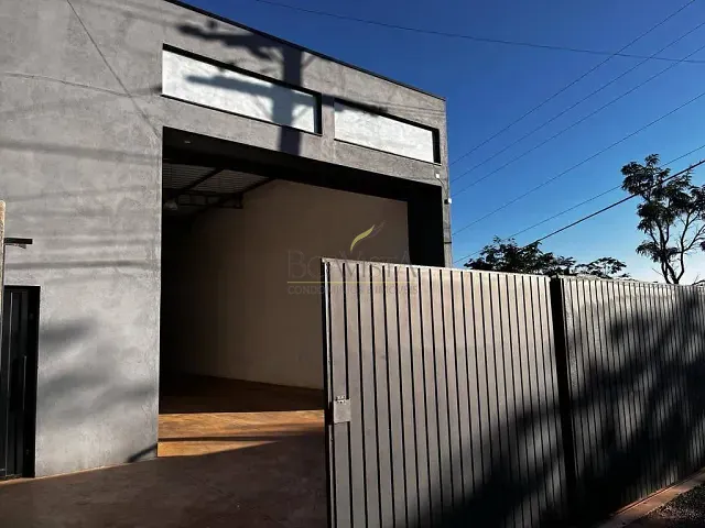 Galpão / Barracão com 700m², à venda, no bairro Parque Fernão Dias em Atibaia