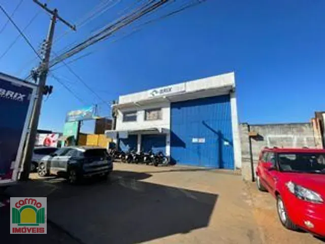 Galpão / Barracão com 564m², à venda, no bairro Parque São João em Anápolis