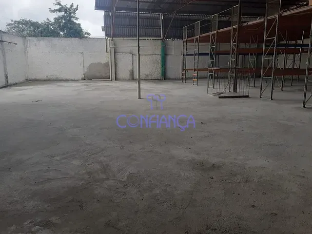 Galpão / Barracão com 840m², à venda ou para alugar, no bairro Campo Grande em Rio de Janeiro