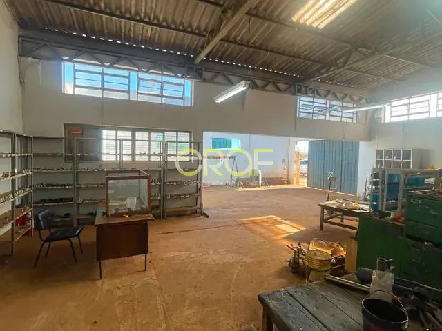 Galpão / Barracão para alugar, no bairro parque são francisco em Formosa