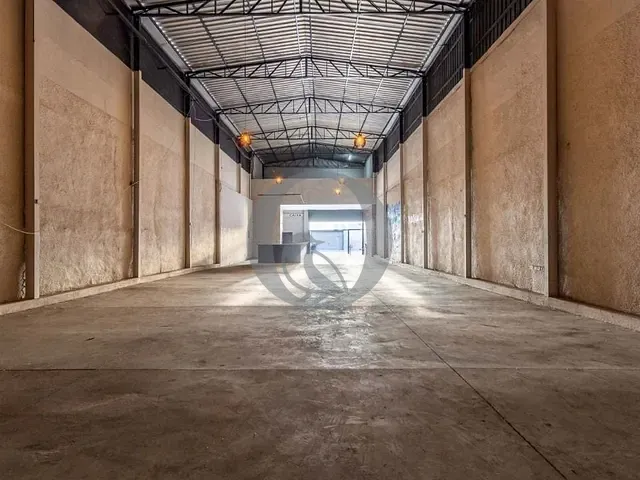 Galpão / Barracão à venda ou para alugar, no bairro Tatuapé em São Paulo