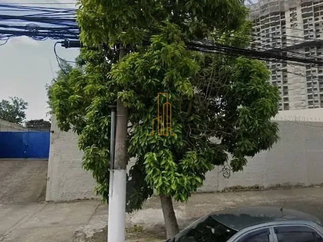 Galpão / Barracão com 2750m², para alugar, no bairro Lapa em São Paulo