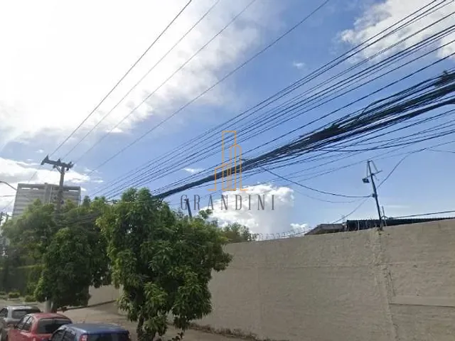 Galpão / Barracão com 2750m², para alugar, no bairro Lapa em São Paulo