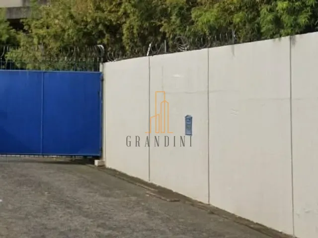 Galpão / Barracão com 2750m², para alugar, no bairro Lapa em São Paulo