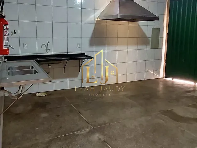 Galpão / Barracão com 630m², à venda, no bairro Marajoara em Várzea Grande