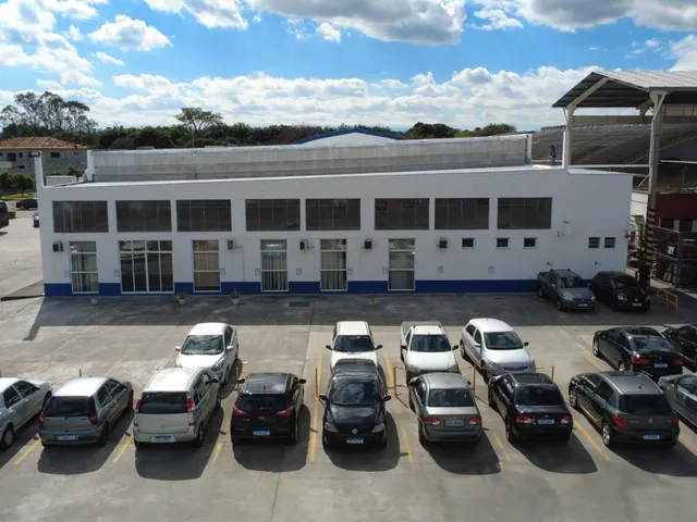 Galpão / Barracão com 650m², para alugar, no bairro Jardim Paraíba em Jacareí