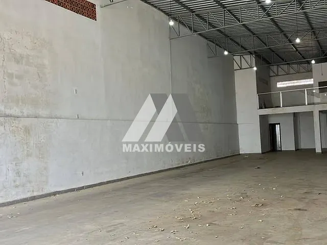 Galpão / Barracão para alugar, no bairro Bela Vista em Araçuaí