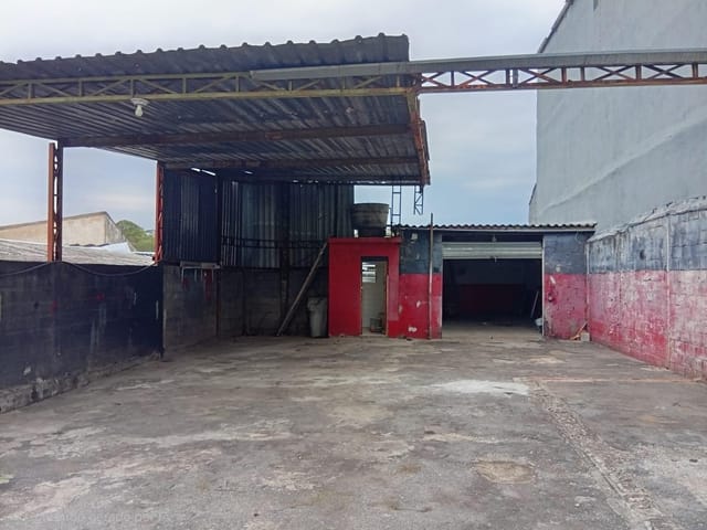 Galpão / Barracão com 128m², para alugar, no bairro Jardim Alfredo em São Paulo
