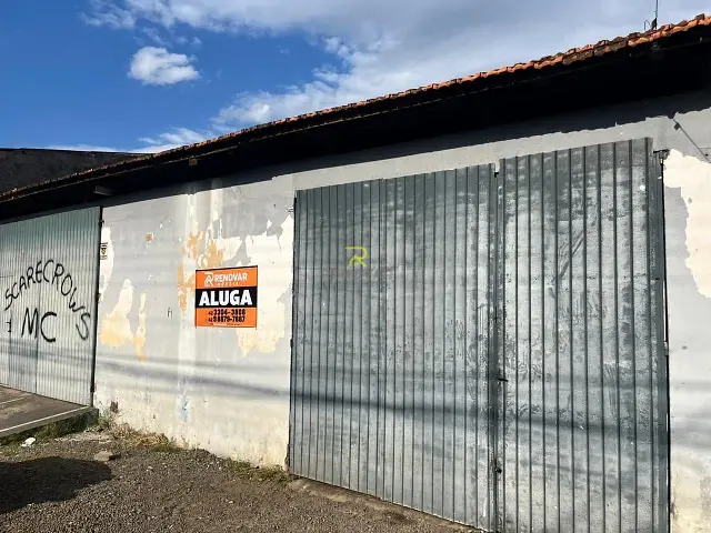 Galpão / Barracão com 150m², para alugar, no bairro Centro em Guarapuava