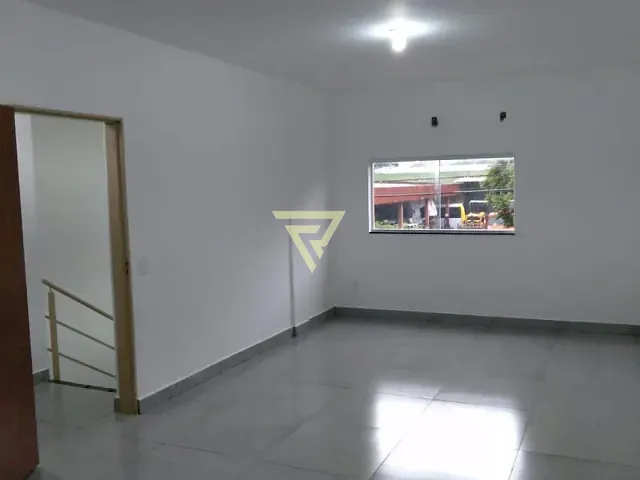 Galpão / Barracão com 600m², à venda ou para alugar, no bairro Jardim Zara em Ribeirão Preto