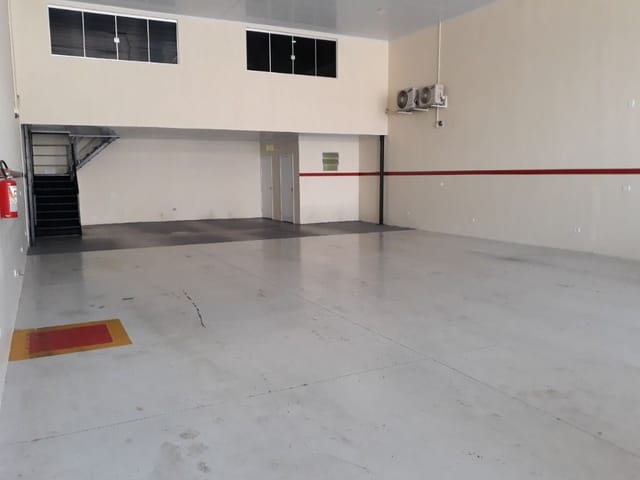 Foto do Galpão / Barracão - Galpão para alugar, 300 m² por R$ 7.000/mês - Jardim Ismênia - São José dos Campos/SP | RUSSI IMÓVEIS
