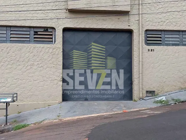 Galpão / Barracão com 450m², para alugar, no bairro Vila São João da Boa Vista em Bauru