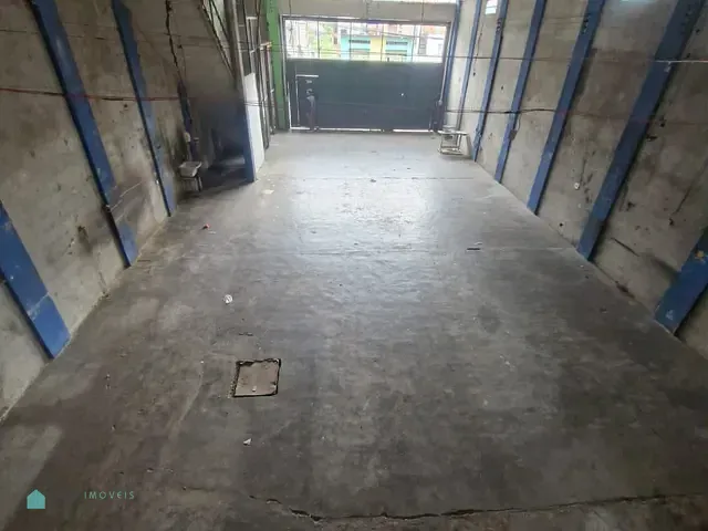 Galpão / Barracão com 240m², para alugar, no bairro Vila Yara em São Paulo
