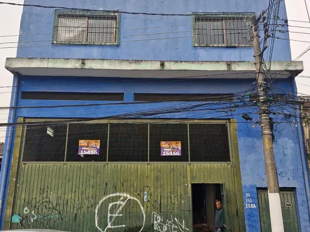 Galpão / Barracão com 240m², para alugar, no bairro Vila Yara em São Paulo