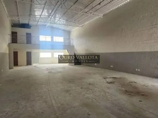 Galpão / Barracão com 250m², à venda, no bairro Jardim São Cristóvão em São Paulo