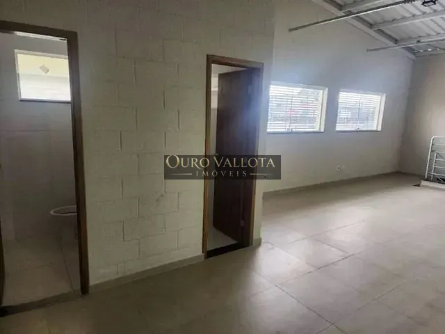 Galpão / Barracão com 250m², à venda, no bairro Jardim São Cristóvão em São Paulo