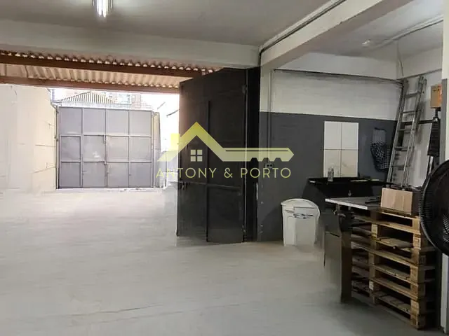 Galpão / Barracão com 750m², à venda, no bairro Vila das Bandeiras em Guarulhos