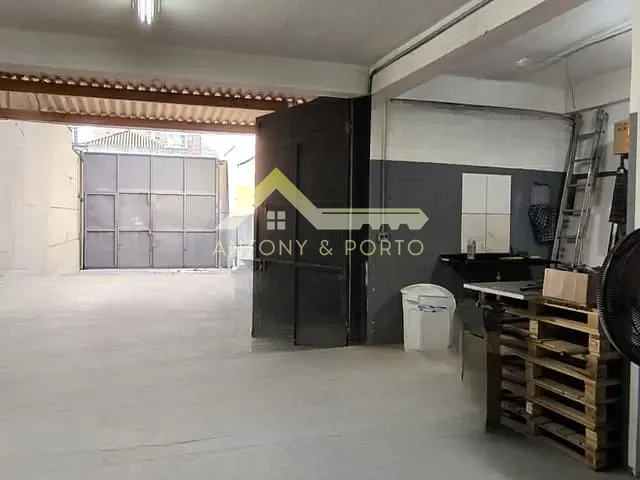 Galpão / Barracão com 750m², à venda, no bairro Vila das Bandeiras em Guarulhos