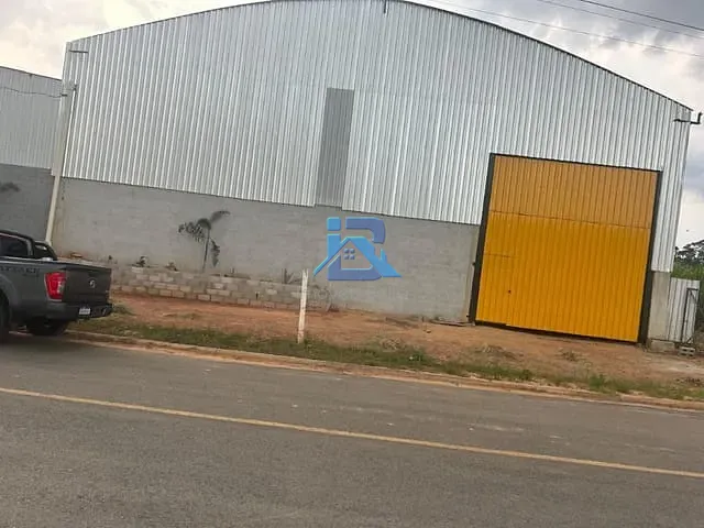 Galpão / Barracão com 2500m², para alugar, no bairro Bairro da Ponte em Itatiba
