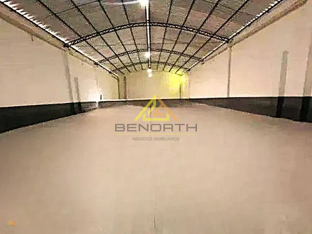 Galpão / Barracão com 850m², para alugar, no bairro Carandiru em São Paulo