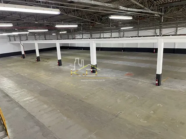 Galpão / Barracão com 7688m², para alugar, no bairro Jardim Humaitá em São Paulo