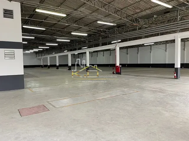 Galpão / Barracão com 7688m², para alugar, no bairro Jardim Humaitá em São Paulo