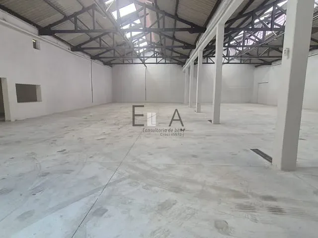 Galpão / Barracão com 700m², para alugar, no bairro Mooca em São Paulo