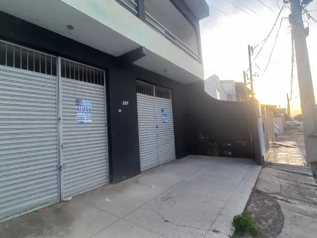 Galpão / Barracão para alugar, no bairro Santa Maria em Aracaju