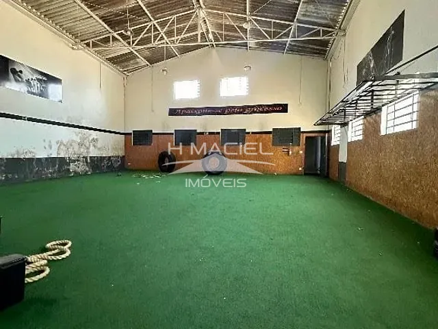 Galpão / Barracão com 390m², à venda, no bairro Jardim do Lago em Campinas