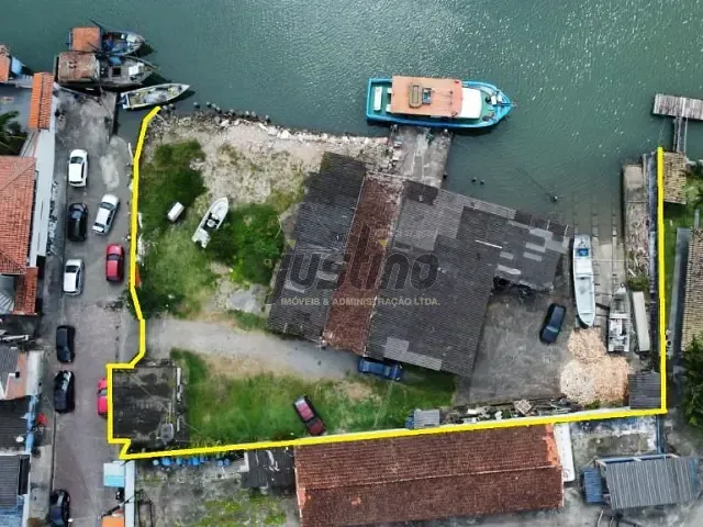Galpão / Barracão com 1478m², à venda, no bairro Baixio em Itanhaém