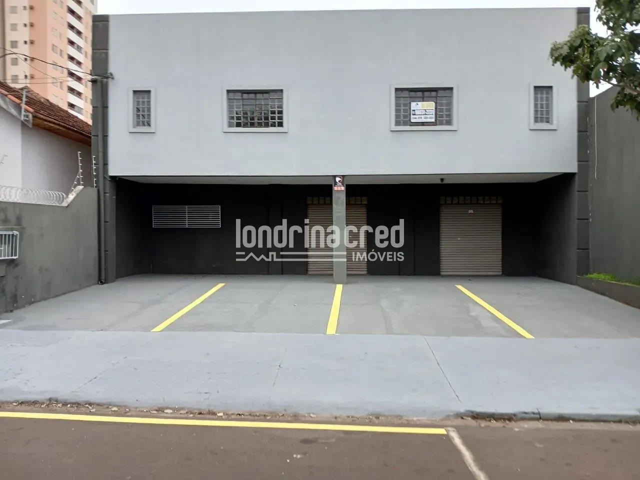 Depósito-Galpão, 304 m² - Foto 1