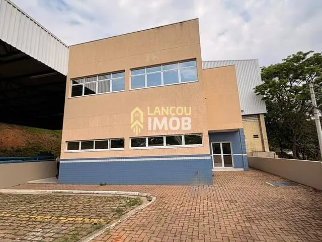 Galpão / Barracão com 4868m², para alugar, no bairro Aeroporto em Jundiaí