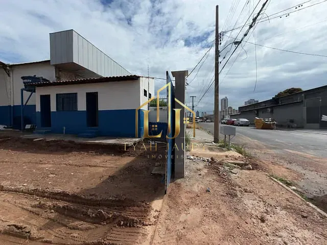 Galpão / Barracão com 660m², para alugar, no bairro Pico do Amor em Cuiabá