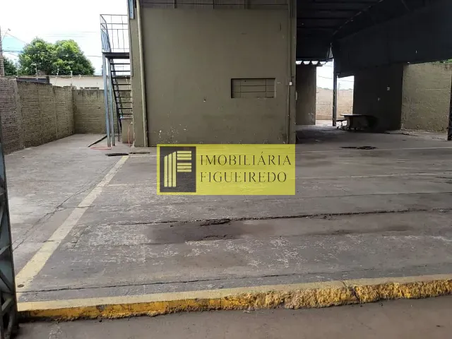 Galpão / Barracão com 4000m², para alugar, no bairro São Francisco em São José do Rio Preto