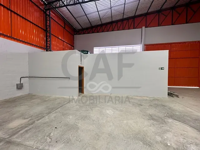 Galpão / Barracão com 1450m², à venda, no bairro Jardim Roseira de Cima em Jaguariúna
