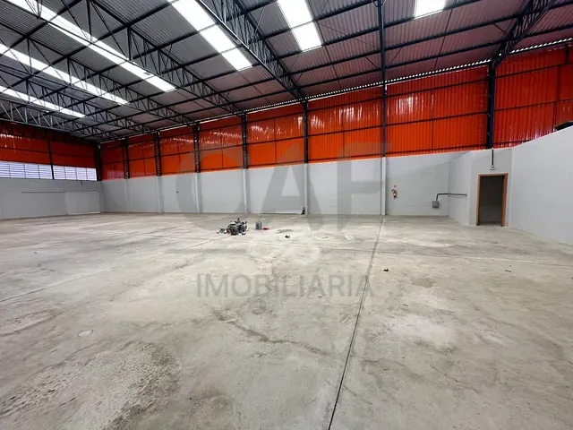 Galpão / Barracão com 1450m², à venda, no bairro Jardim Roseira de Cima em Jaguariúna