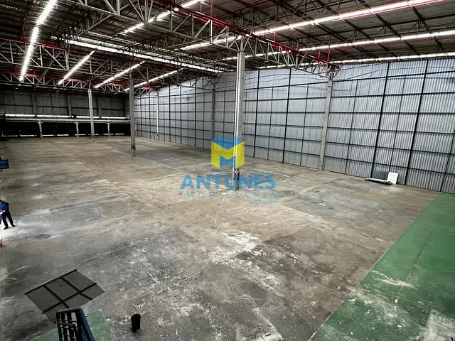 Galpão / Barracão com 2088m², para alugar, no bairro Prazeres em Jaboatão dos Guararapes