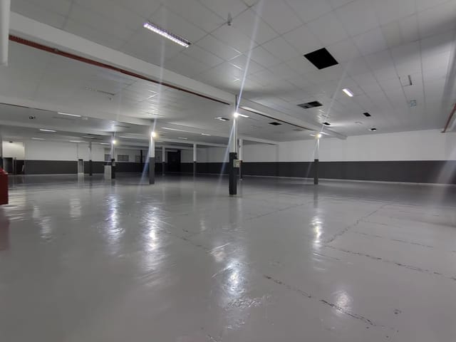 Galpão / Barracão com 2537m², para alugar, no bairro Parque São Pedro em São Bernardo do Campo