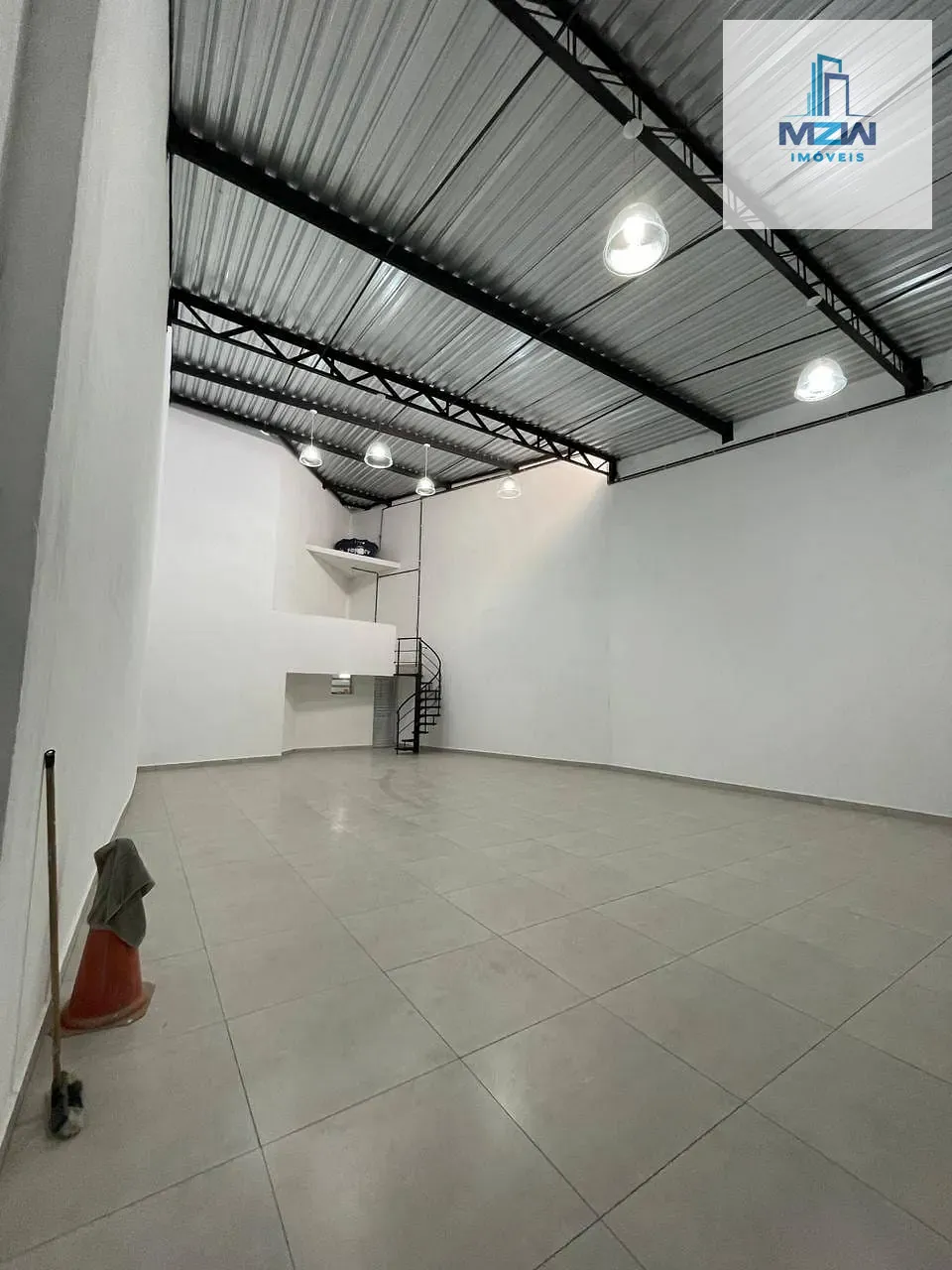 Depósito-Galpão, 130 m² - Foto 1
