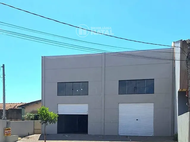 Galpão / Barracão com 220m², para alugar, no bairro Centro em Londrina