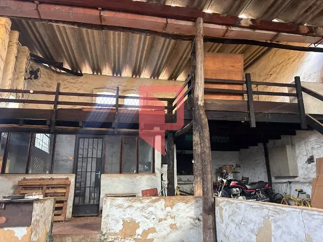 Galpão / Barracão para alugar, no bairro Carlos Prates em Belo Horizonte