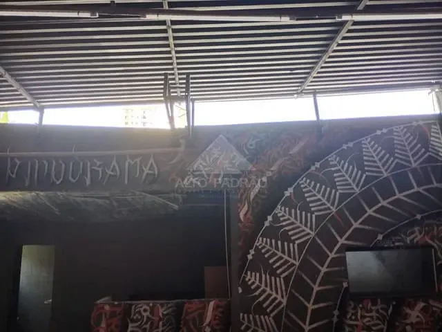 Galpão / Barracão com 150m², para alugar, no bairro Jardim Pilar em Mauá