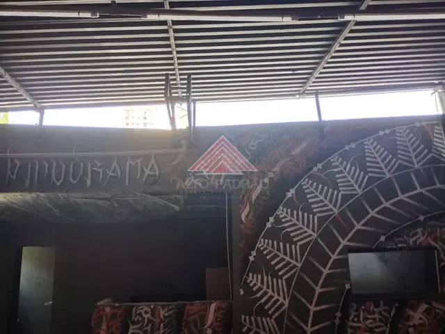 Galpão / Barracão com 150m², para alugar, no bairro Jardim Pilar em Mauá