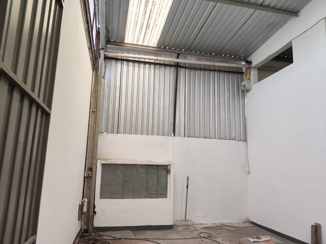 Galpão / Barracão para alugar, no bairro Residencial Comercial Cidade Vista Alegre em Pindamonhangaba