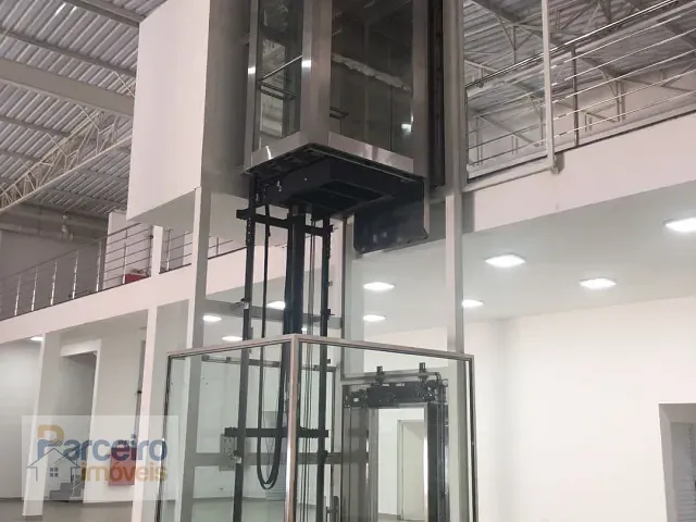 Galpão / Barracão com 2800m², para alugar, no bairro Penha de França em São Paulo