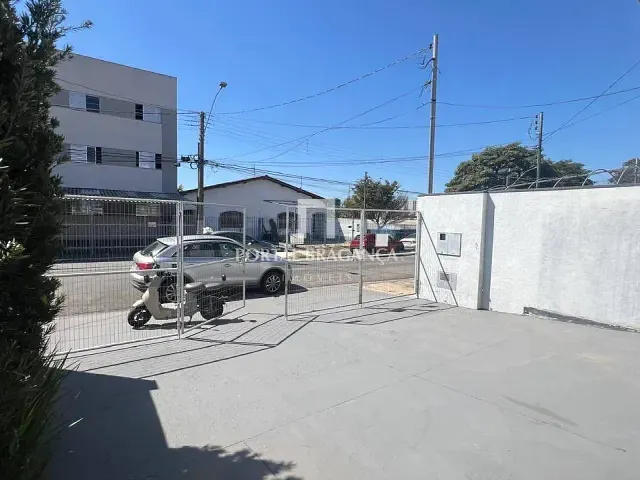 Galpão / Barracão com 224m², para alugar, no bairro Jardim São José em Bragança Paulista